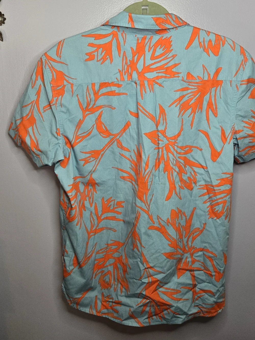 The North Face 100% Cotton Baytrail Med Button Up Shirt NWT Mens Blue Orange